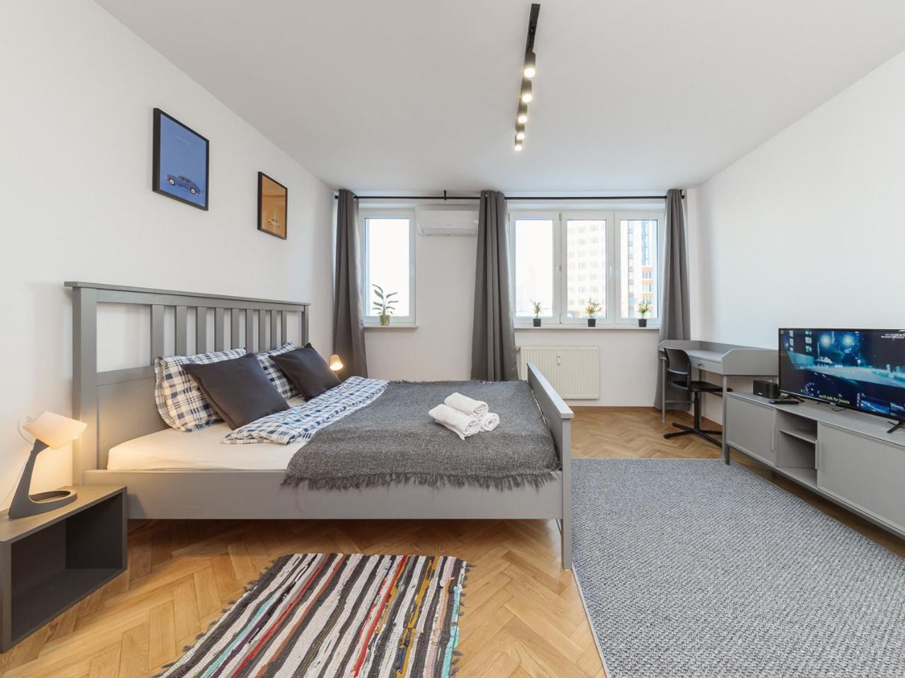 Metro Onz Apartment/Warsaw Central Екстер'єр фото